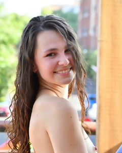Liz - Beautiful Nudes - FTV Girls